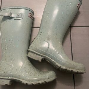 Kids hunter rain boots gently worn
